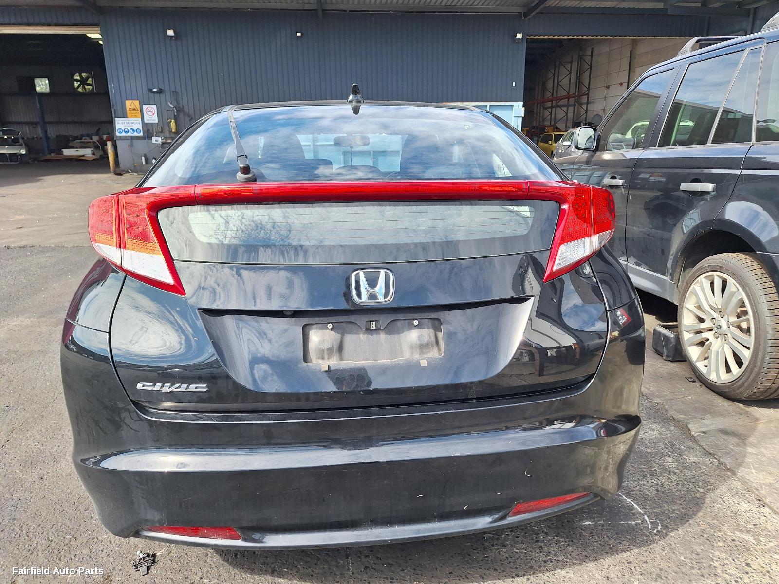 2013 Honda Civic Right Guard