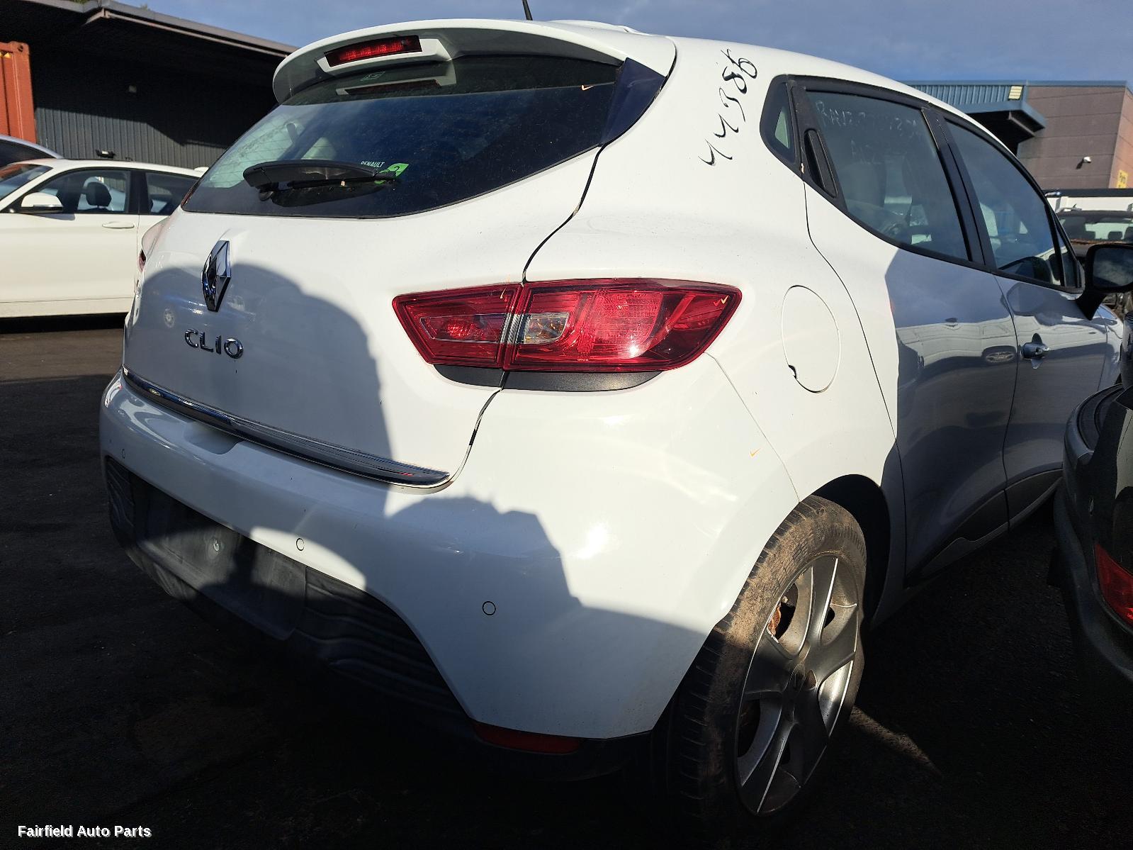 2017 Renault Clio Left Taillight