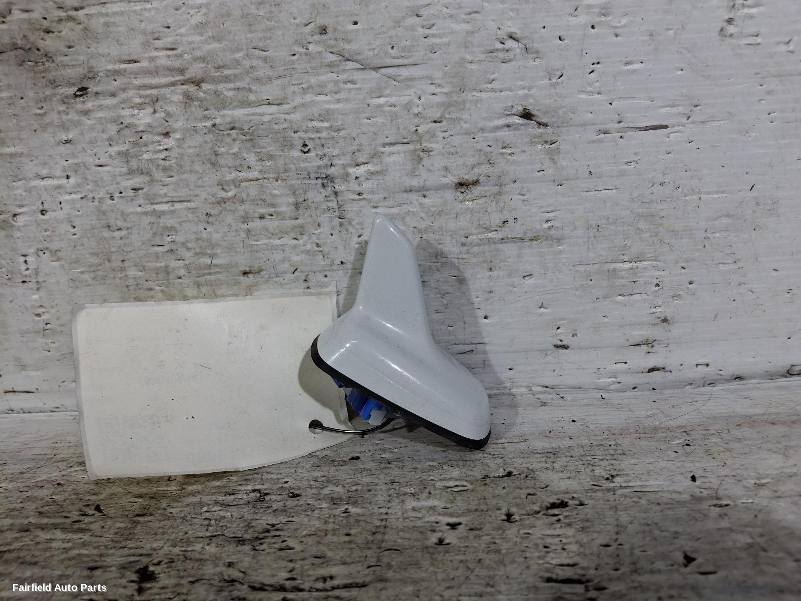 2011-2017 Audi A6 Antenna
