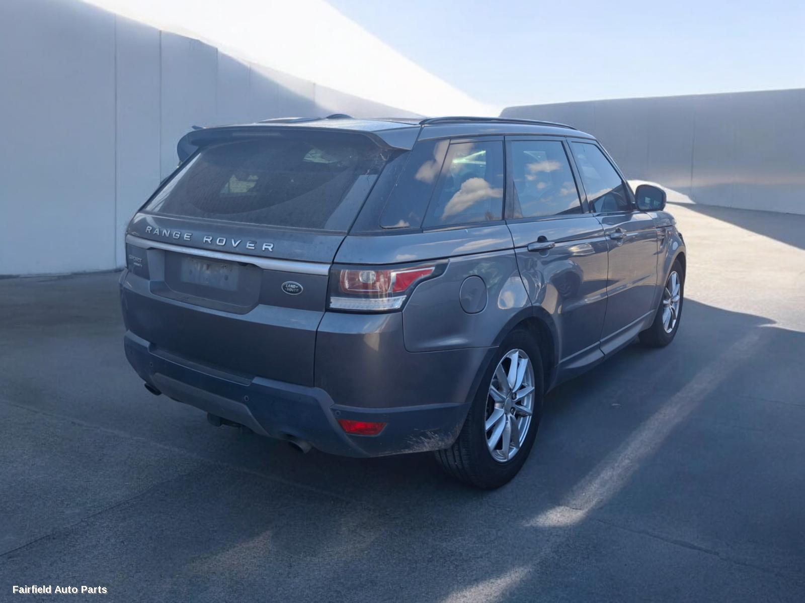 2014 Land Rover Rangerover Sport Left Taillight