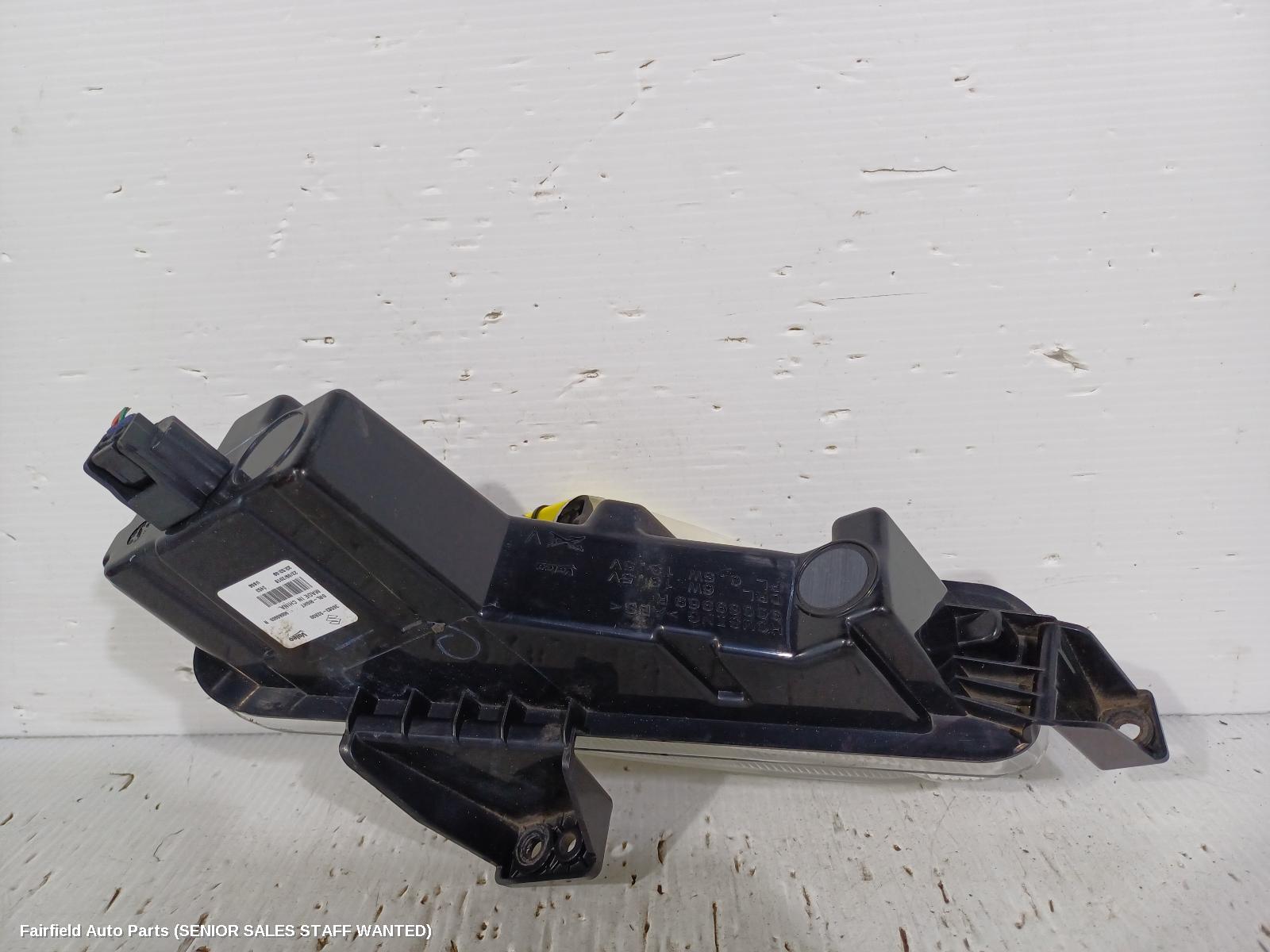 2019 Suzuki Swift Right Indicator Fog Side