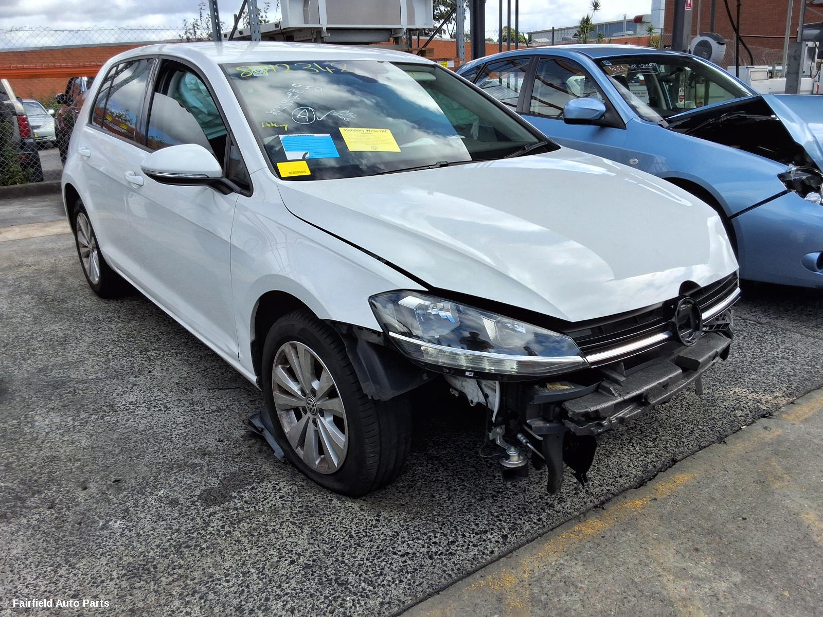 2018 Volkswagen Golf Radio Cd Dvd Sat Tv