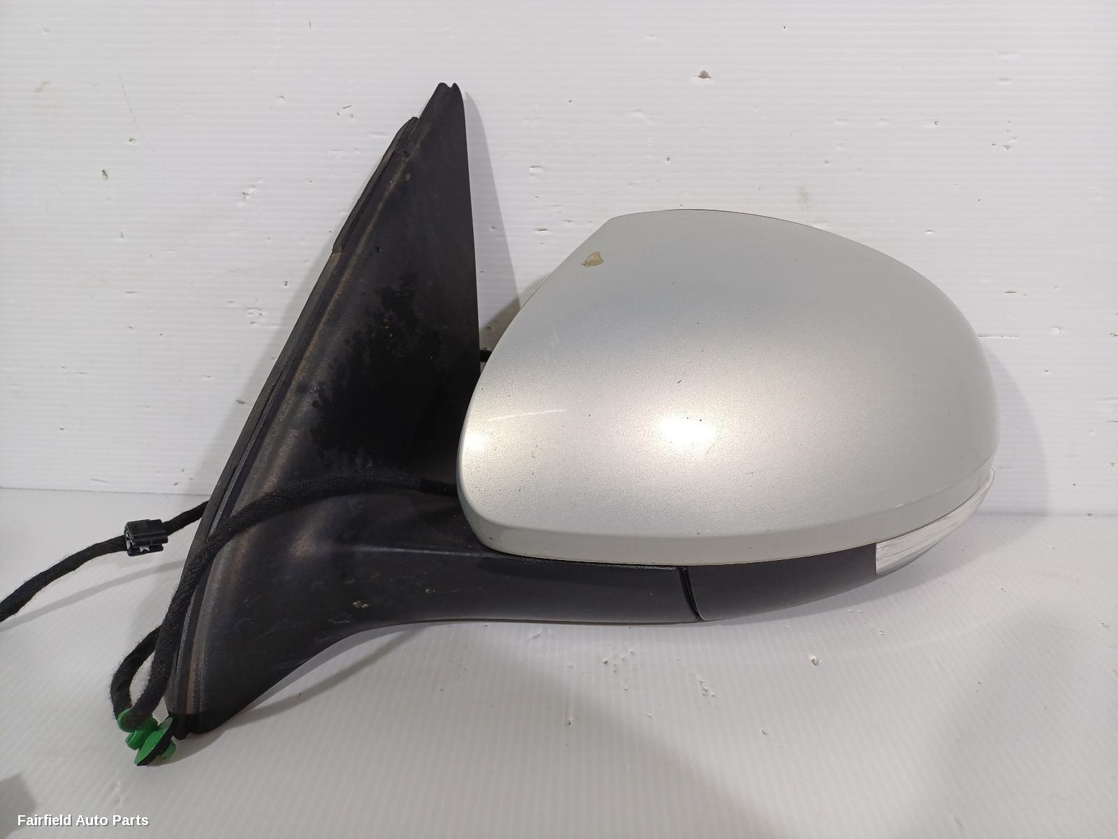 2008-2016 Volkswagen Tiguan Left Door Mirror