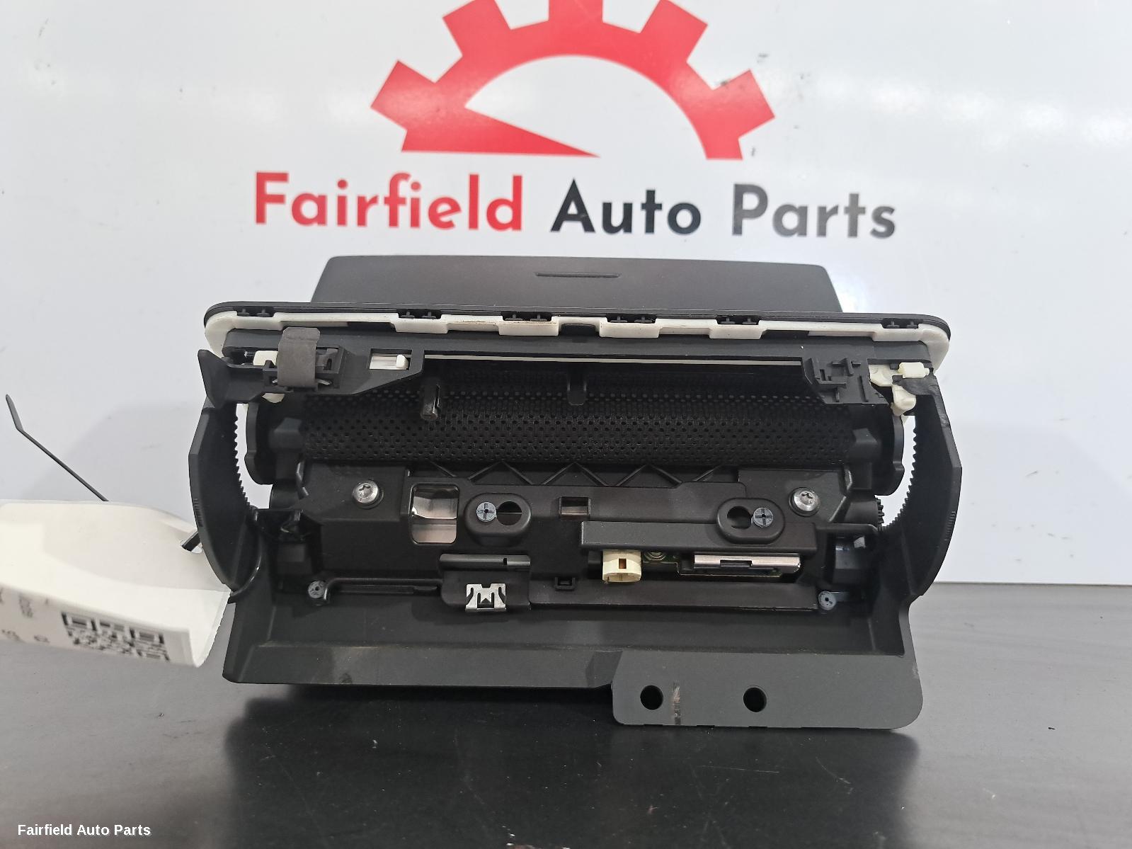 2012-2018 Audi Q3 Radio Cd Dvd Sat Tv