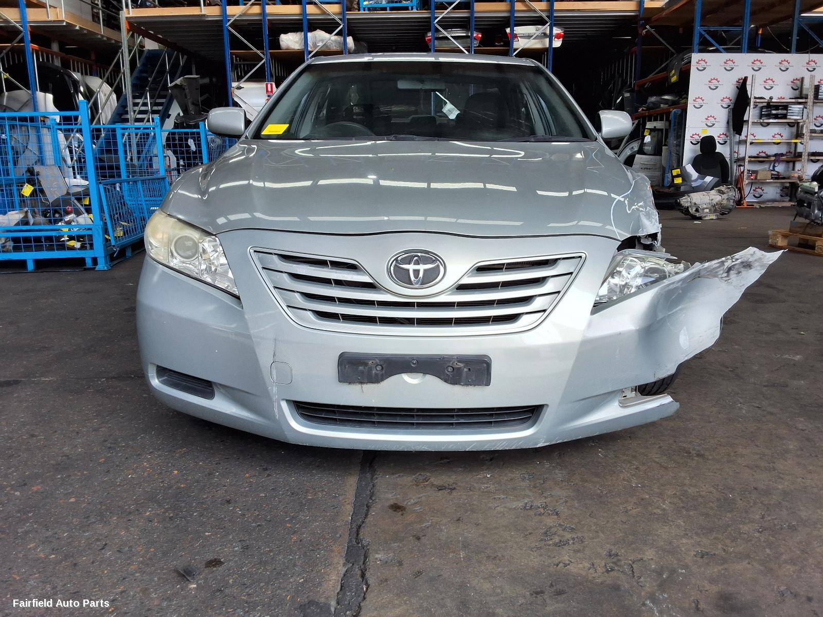 2006-2009 Toyota Camry Rear Garnish