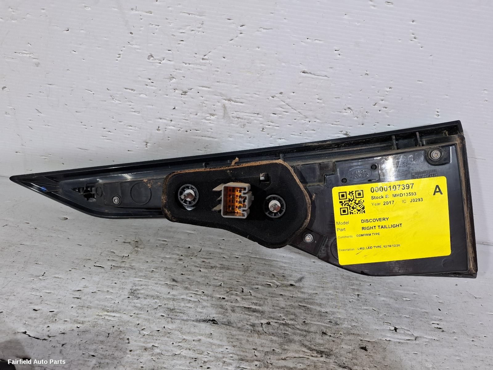 2016-2020 Land Rover Discovery Right Taillight