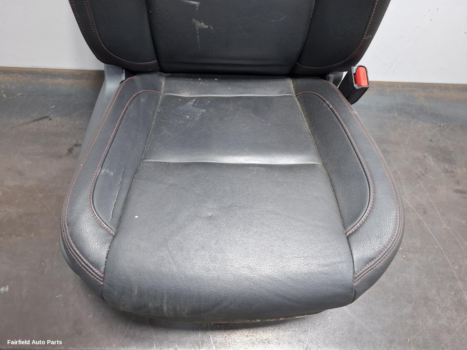 2017-2025 Ldv T60 Front Seat