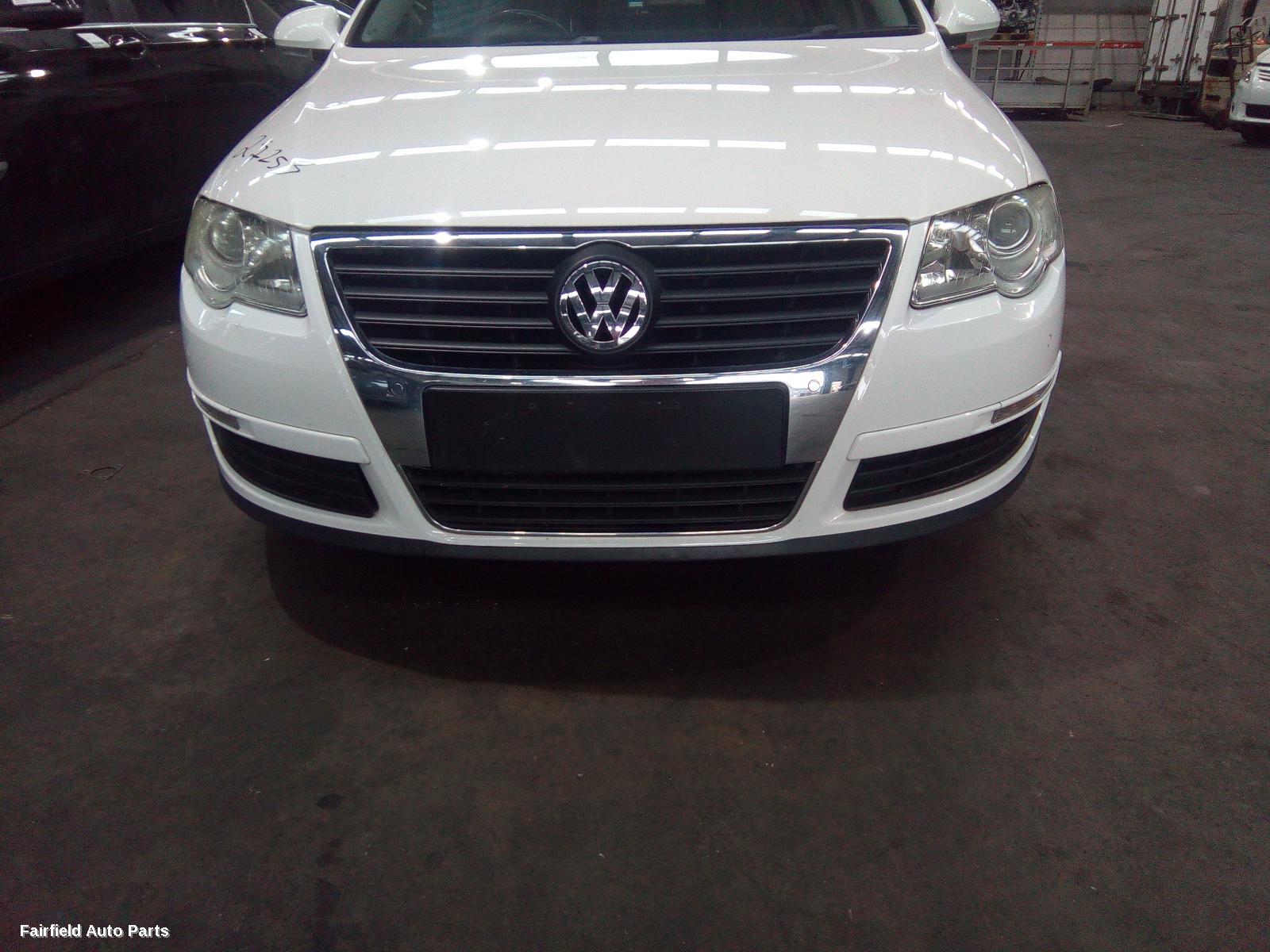 2006-2010 Volkswagen Passat Left Front Door