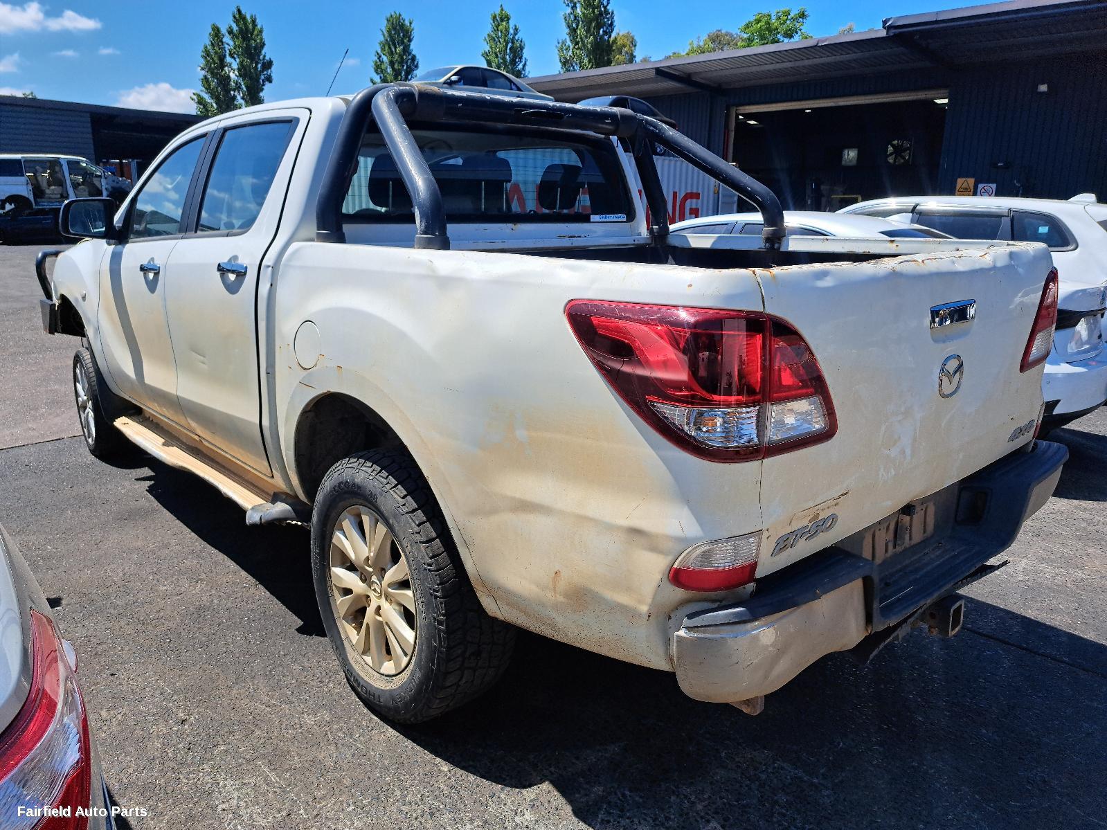 2014 Mazda Bt50 Left Taillight