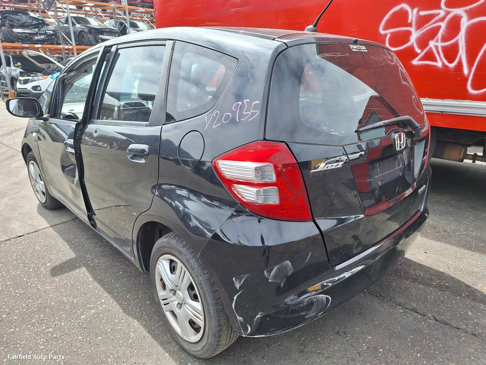 2010 Honda Jazz Right Guard