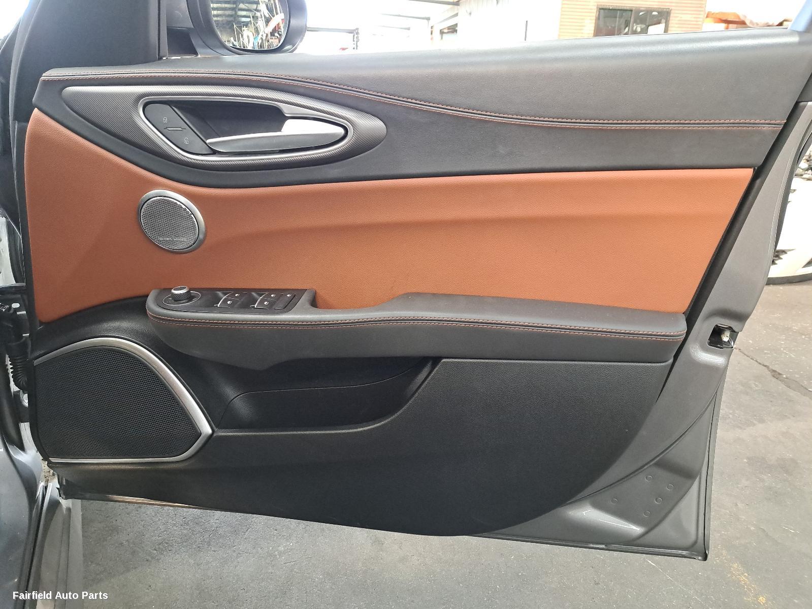 2019 Alfa Romeo Giulia Gear Stick Shifter