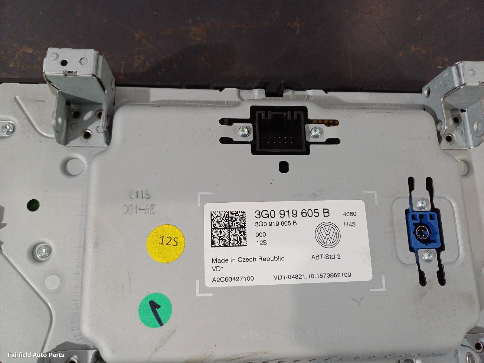2012-2017 Volkswagen Golf Radio Cd Dvd Sat Tv