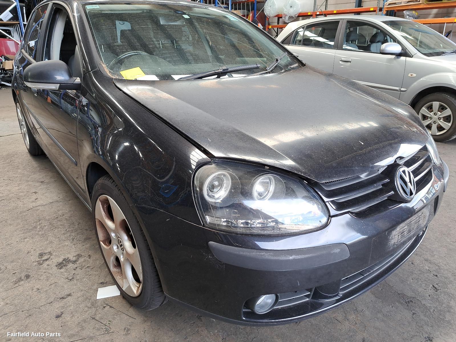 2006 Volkswagen Golf Grille