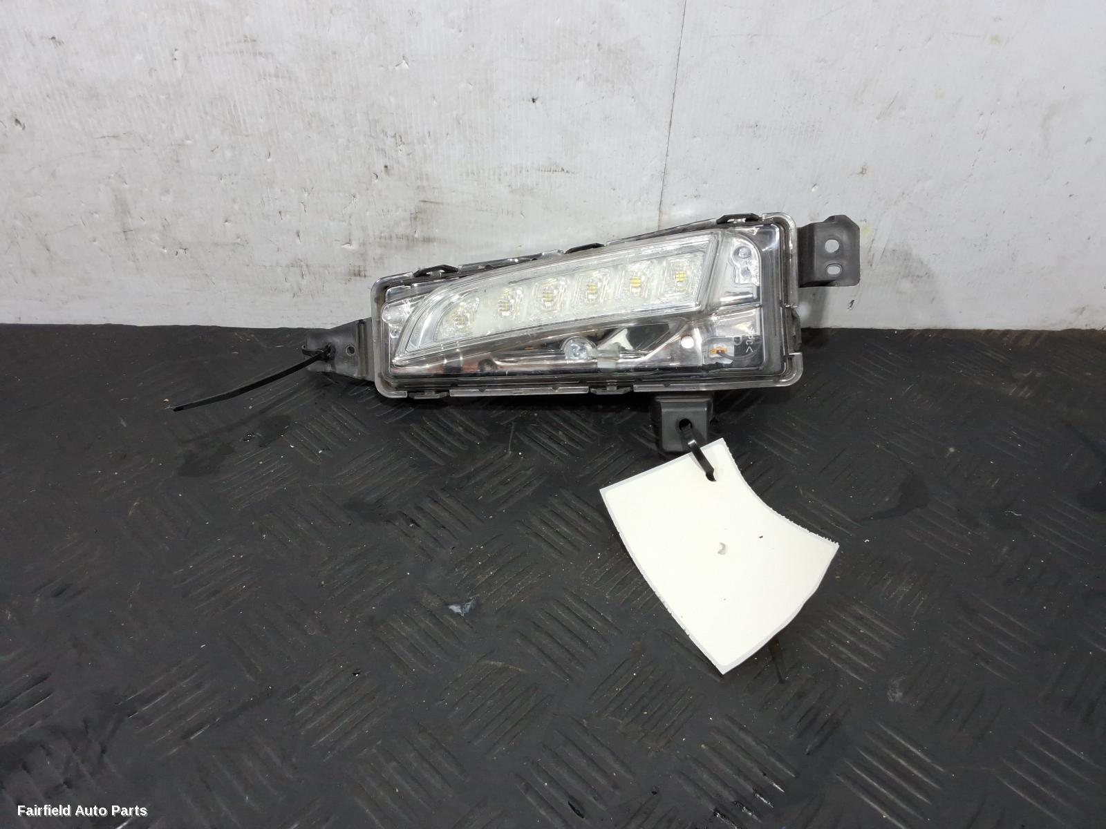 2015-2025 Suzuki Vitara Right Indicator Fog Side