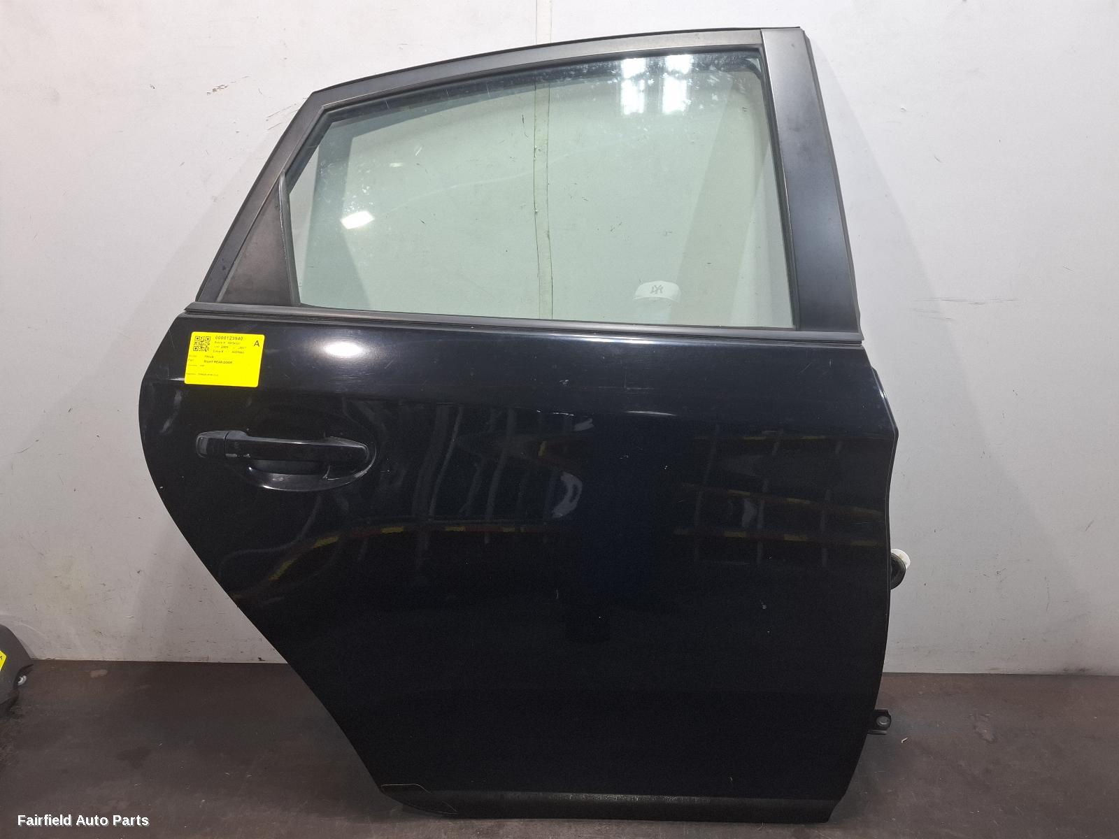2009-2015 Toyota Prius Right Rear Door Sliding