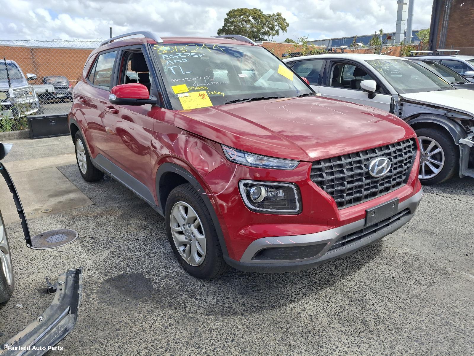 2020 Hyundai Venue Left Taillight