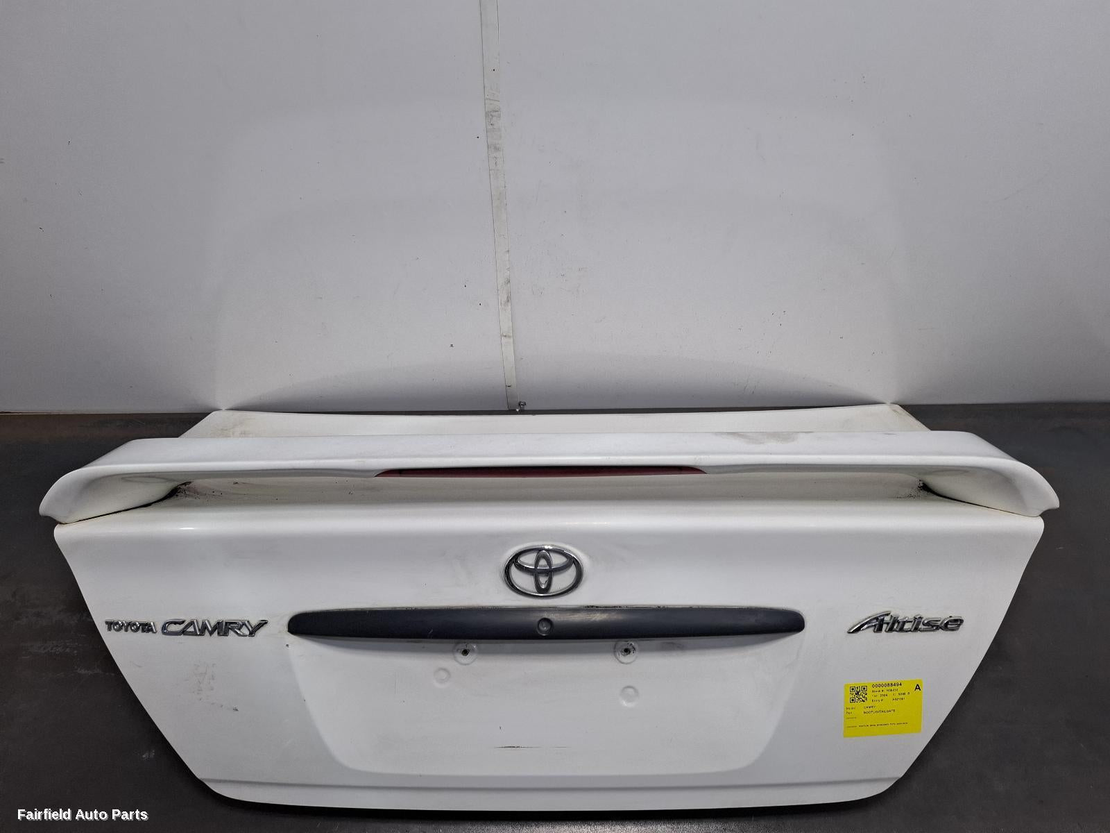 2002-2004 Toyota Camry Bootlid Tailgate