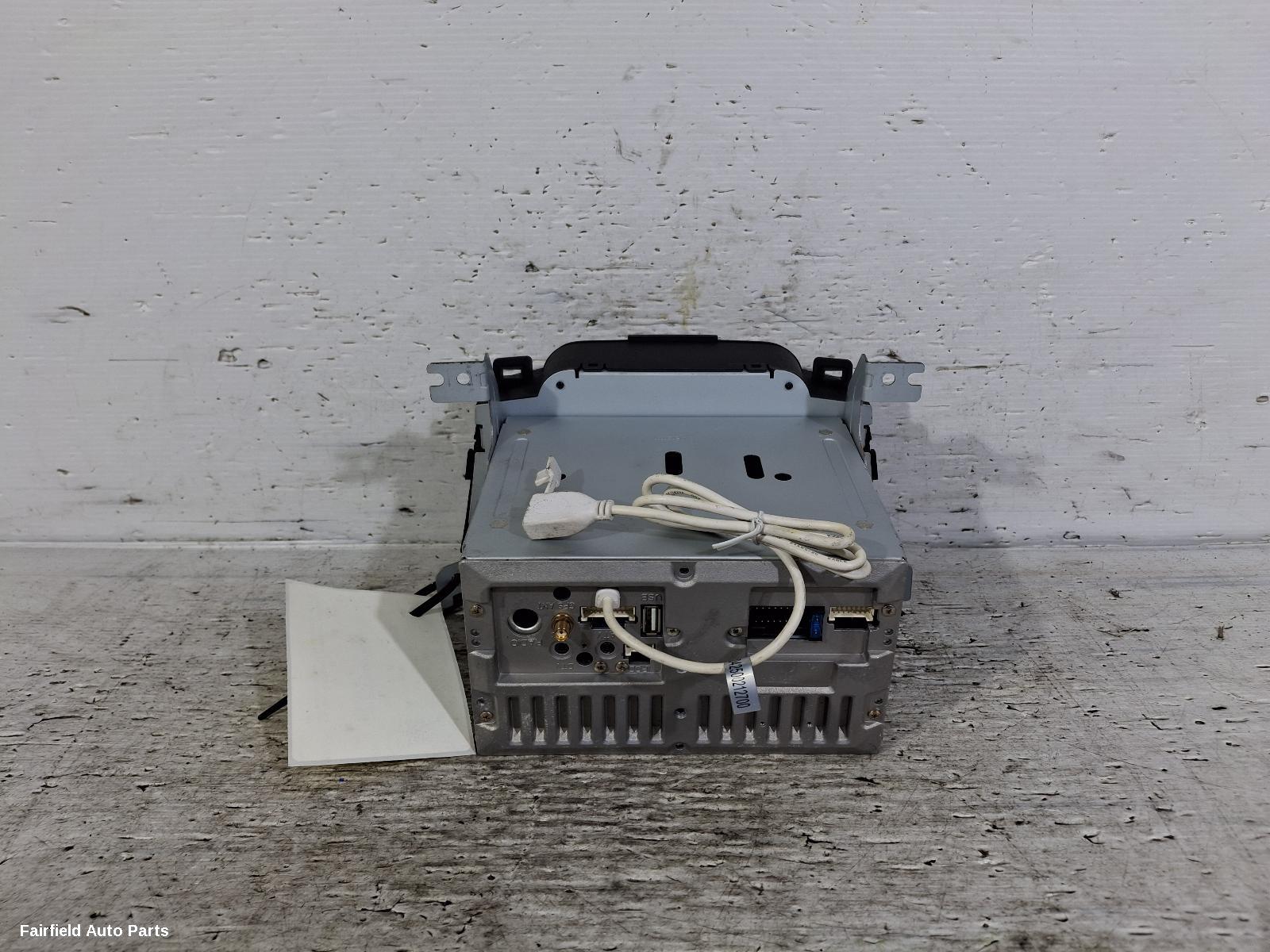2012-2015 Hyundai I30 Radio Cd Dvd Sat Tv