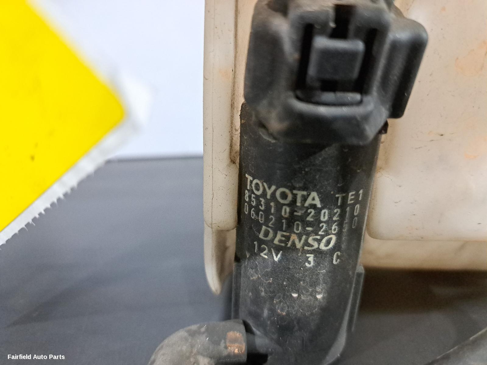 2000-2005 Toyota Avalon Washer Bottle