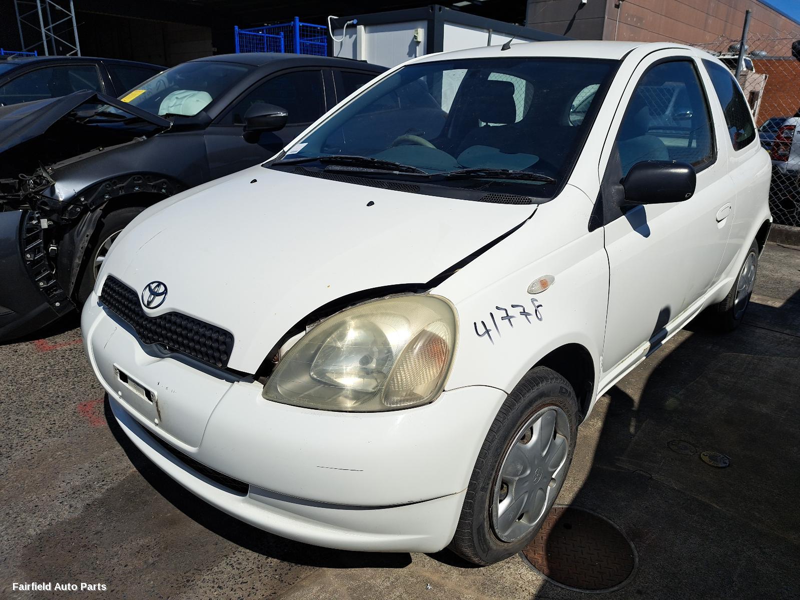 2002 Toyota Echo Right Front Door Window