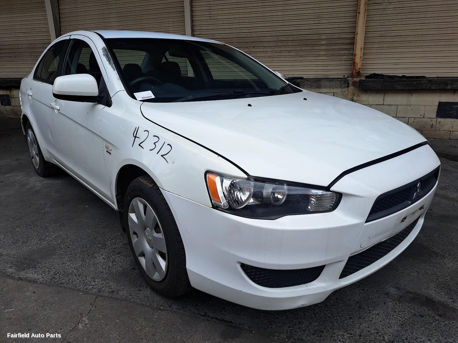 2008 Mitsubishi Lancer Left Taillight
