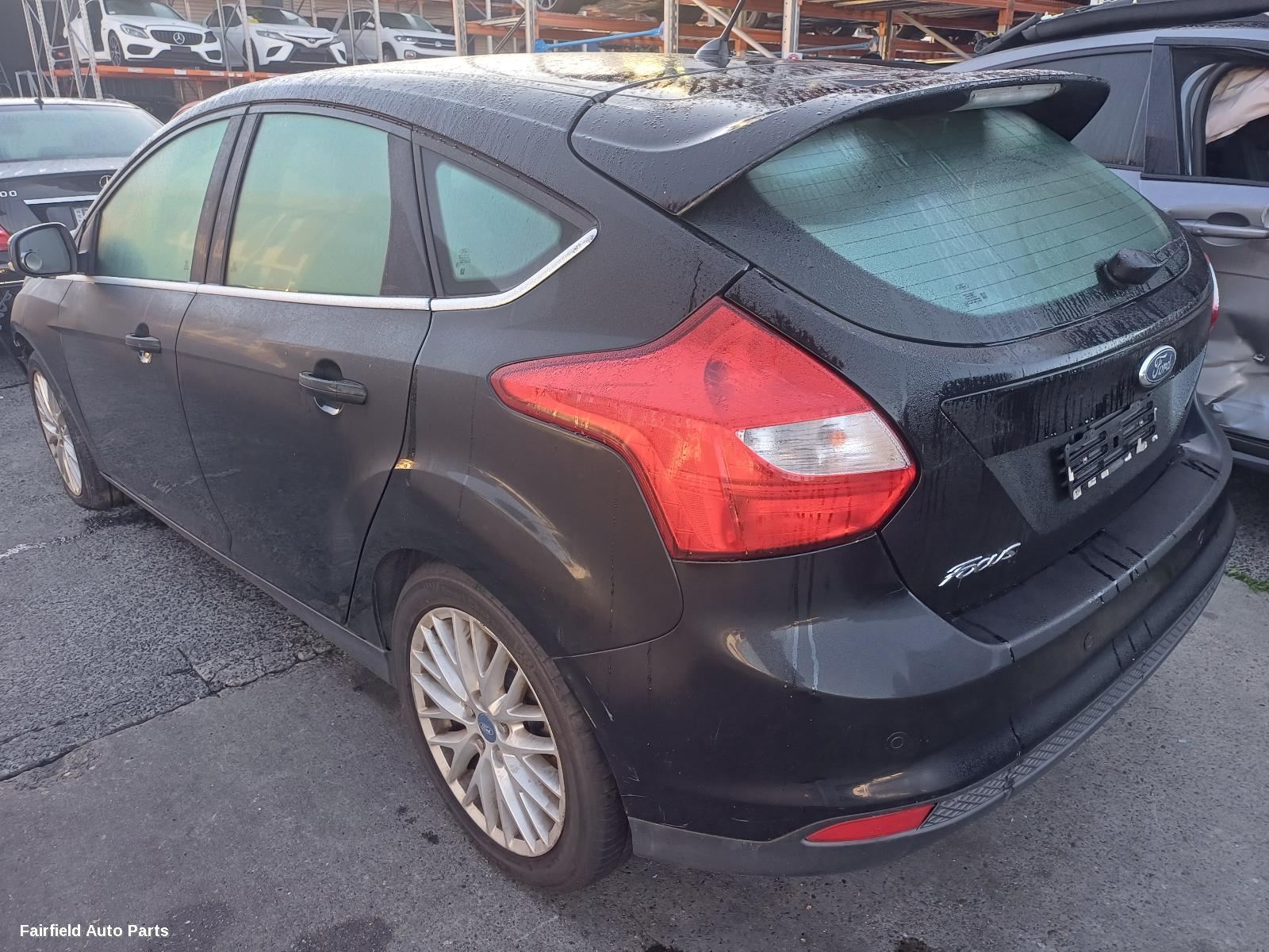 2011 Ford Focus Left Rear Door Sliding