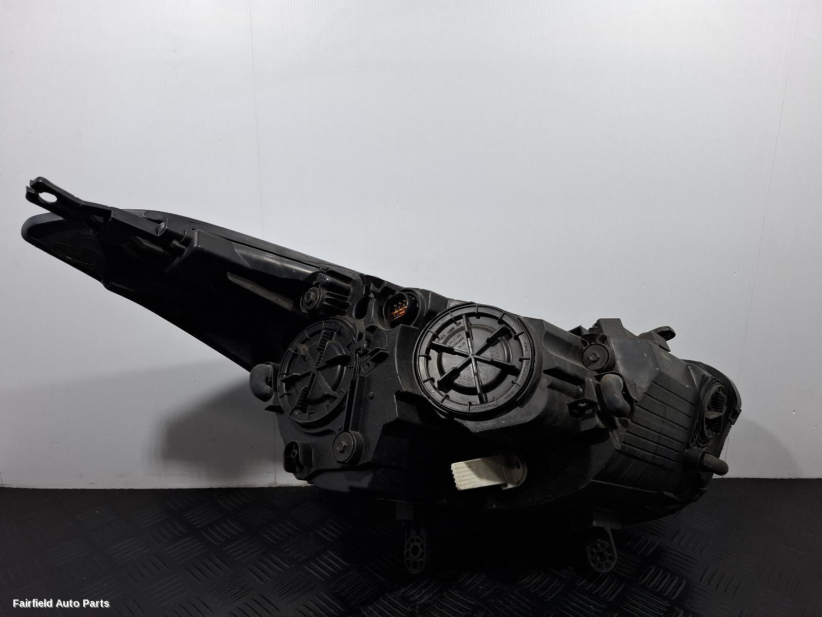 2015-2019 Hyundai I40 Left Headlamp