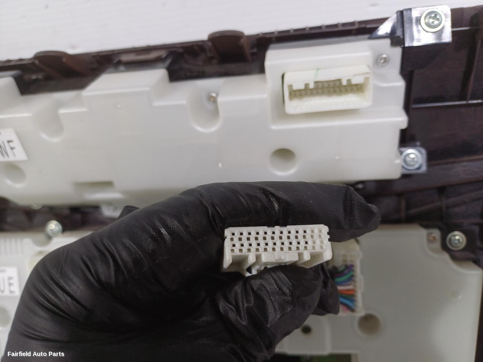 2012-2025 Nissan Patrol Heater Ac Controls