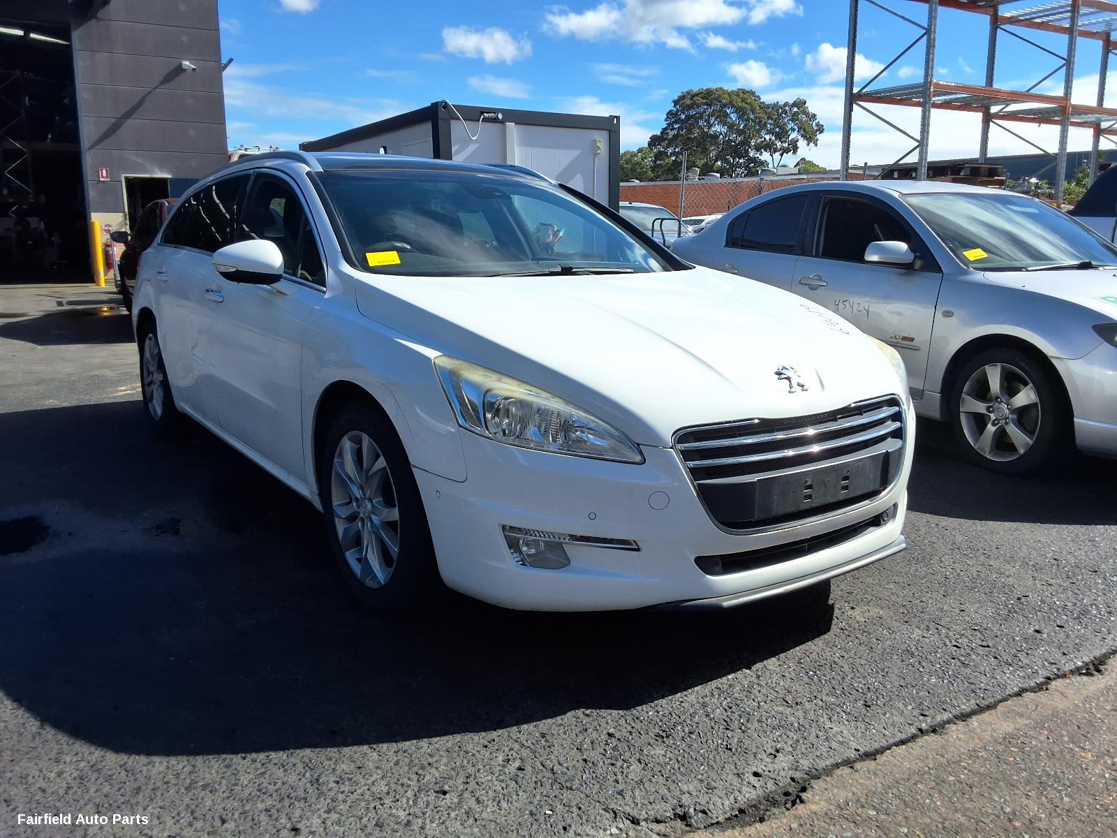 2012 Peugeot 508 Left Rear Door Sliding