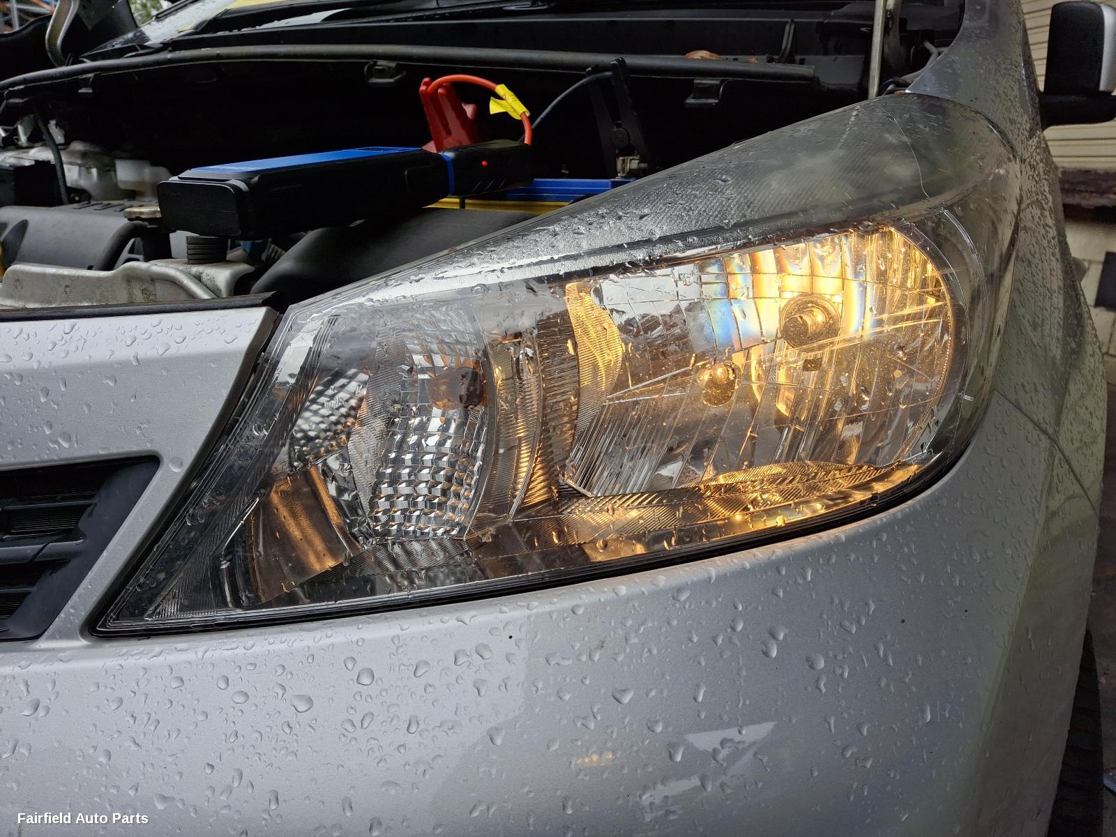 2014 Toyota Yaris Left Headlamp