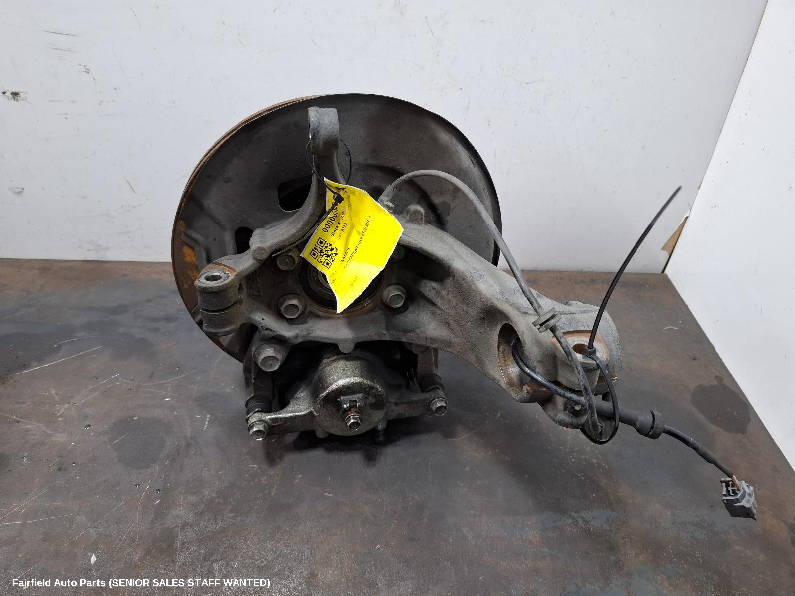 2022 Renault Kaleos Left Front Hub Assembly