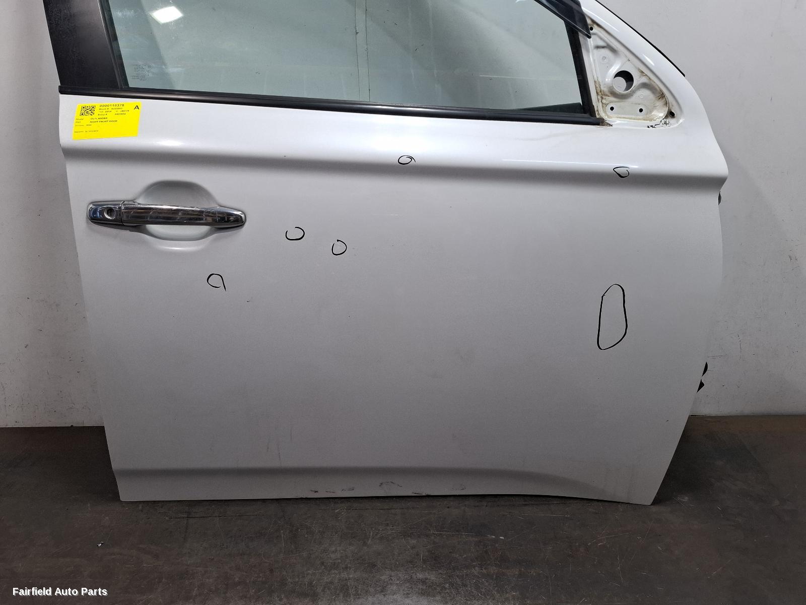 2012-2015 Mitsubishi Outlander Right Front Door