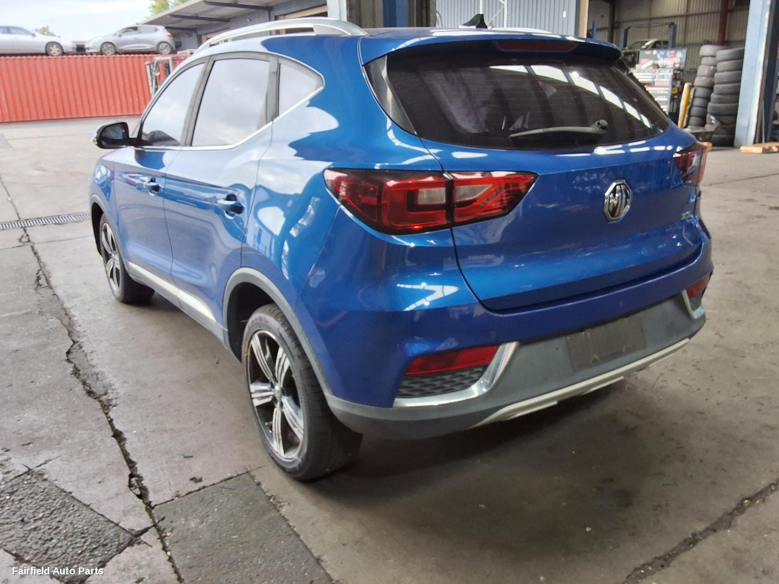 2018 Mg Zs Rear Garnish