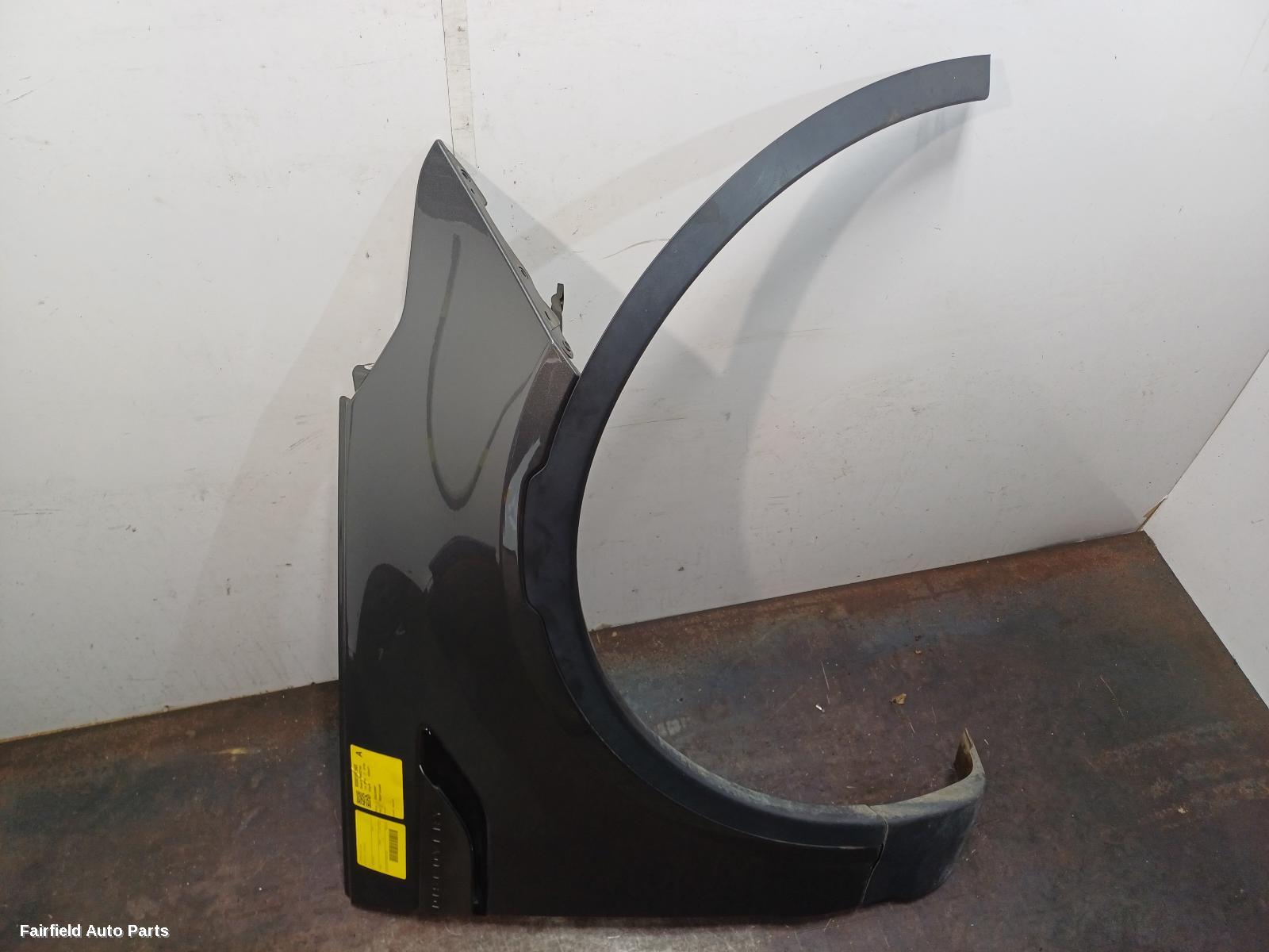 2016-2025 Land Rover Discovery Right Guard