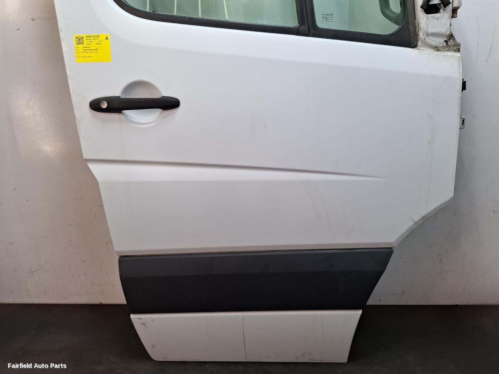 2012 Mercedes Sprinter Right Front Door