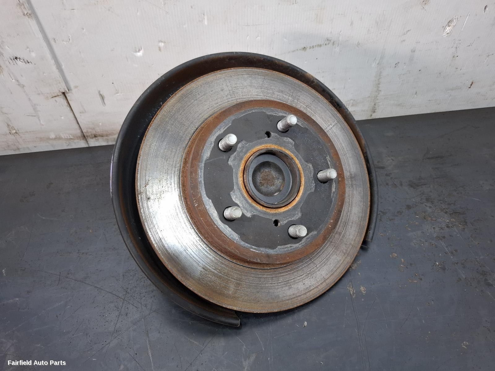 2015 Toyota Corolla Right Rear Hub Assembly