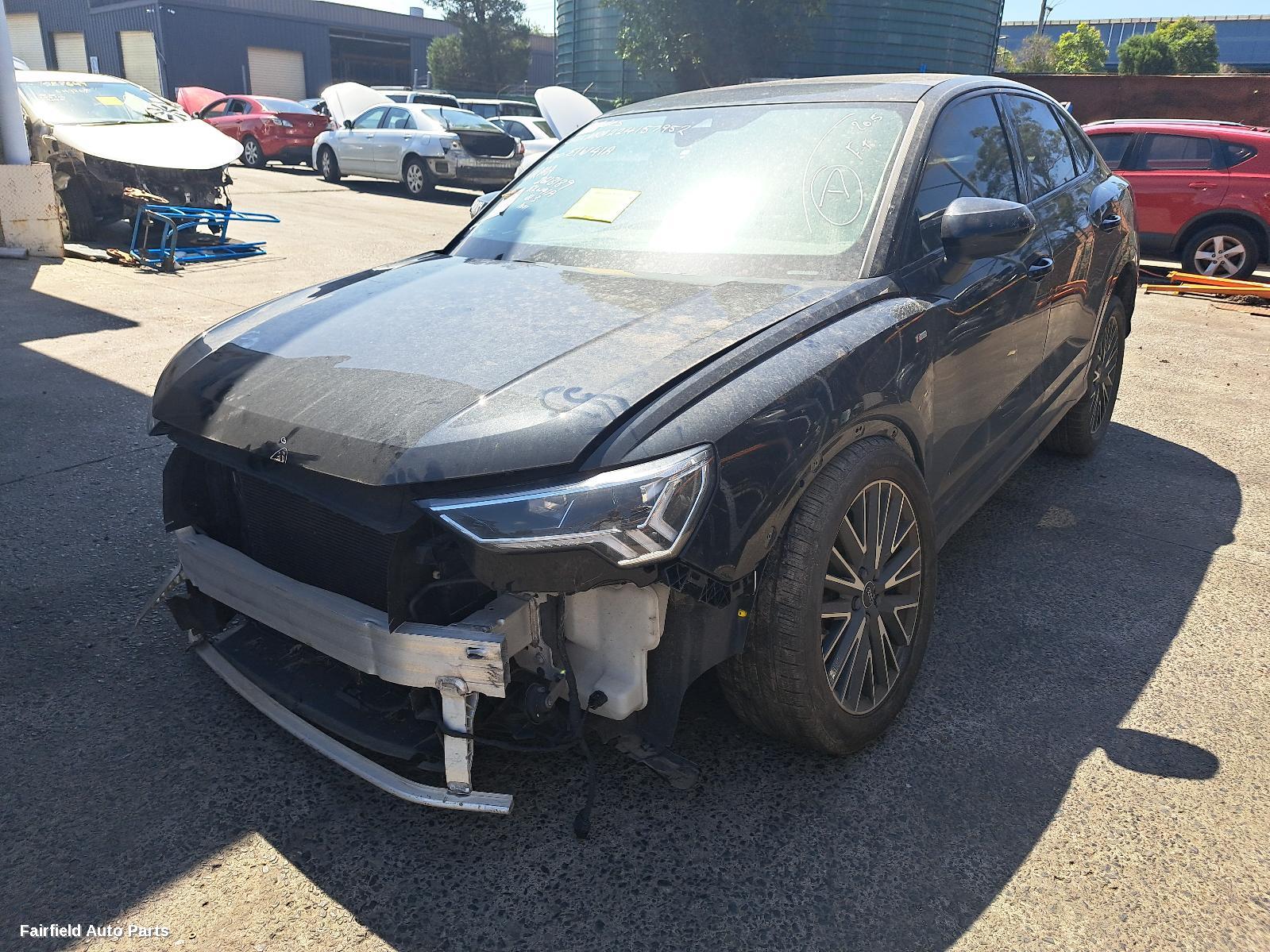 2020 Audi Q3 Left Taillight