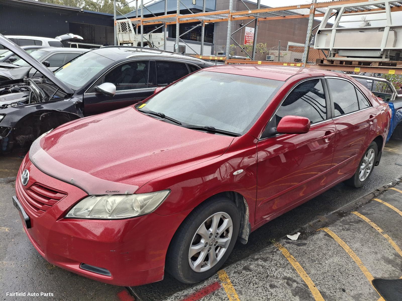 2007 Toyota Camry Right Guard Liner