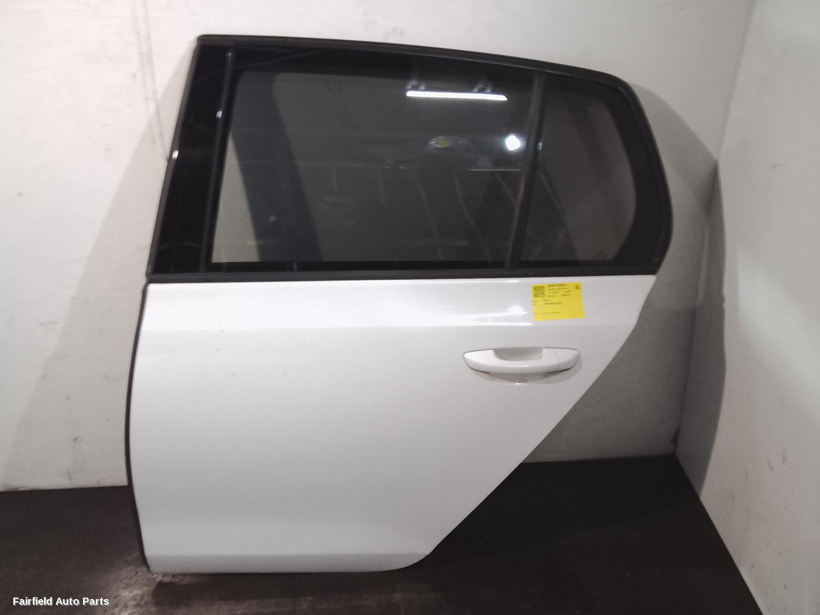 2008-2013 Volkswagen Golf Left Rear Door Sliding