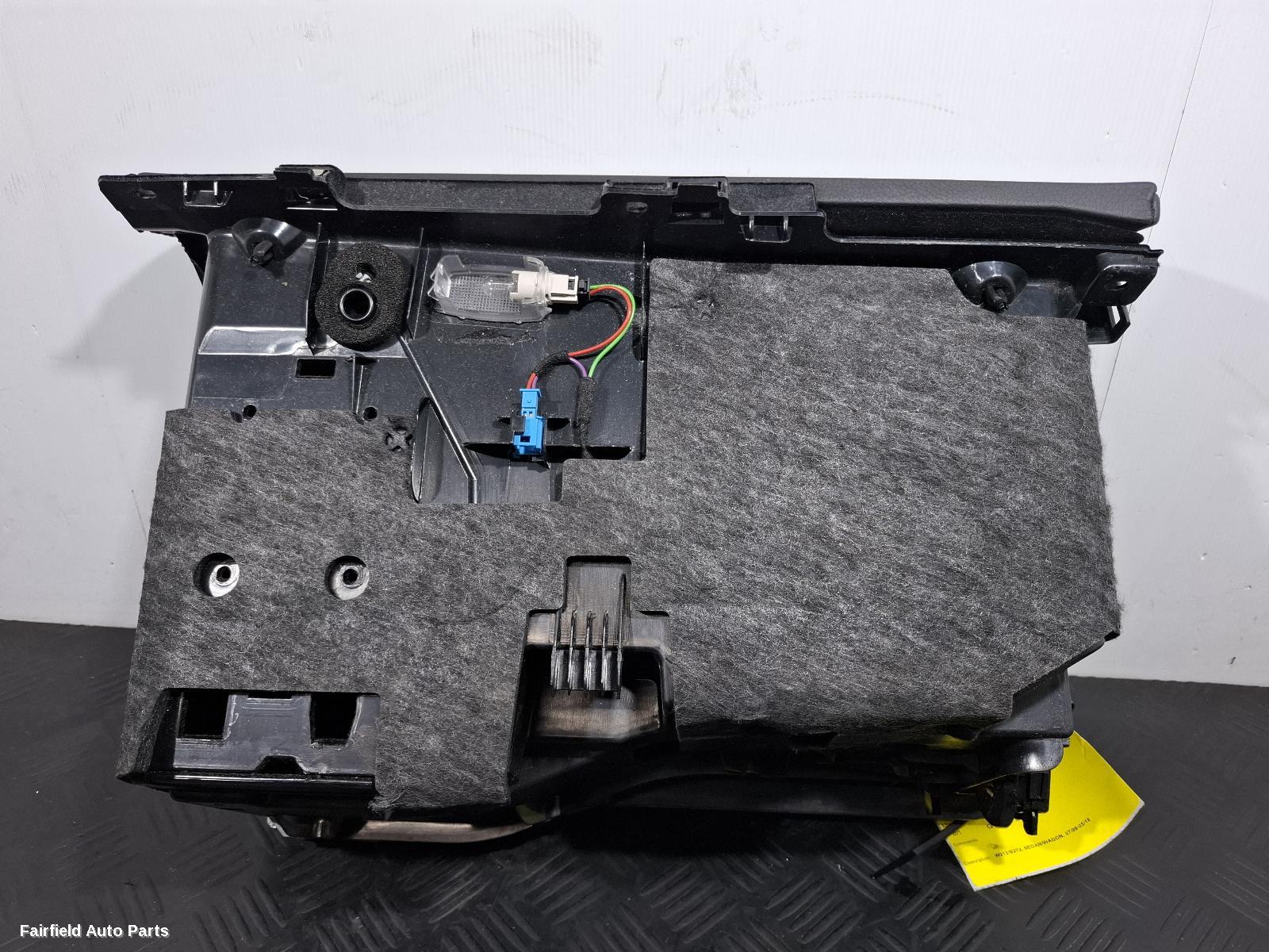 2009-2016 Mercedes E Class Glove Box