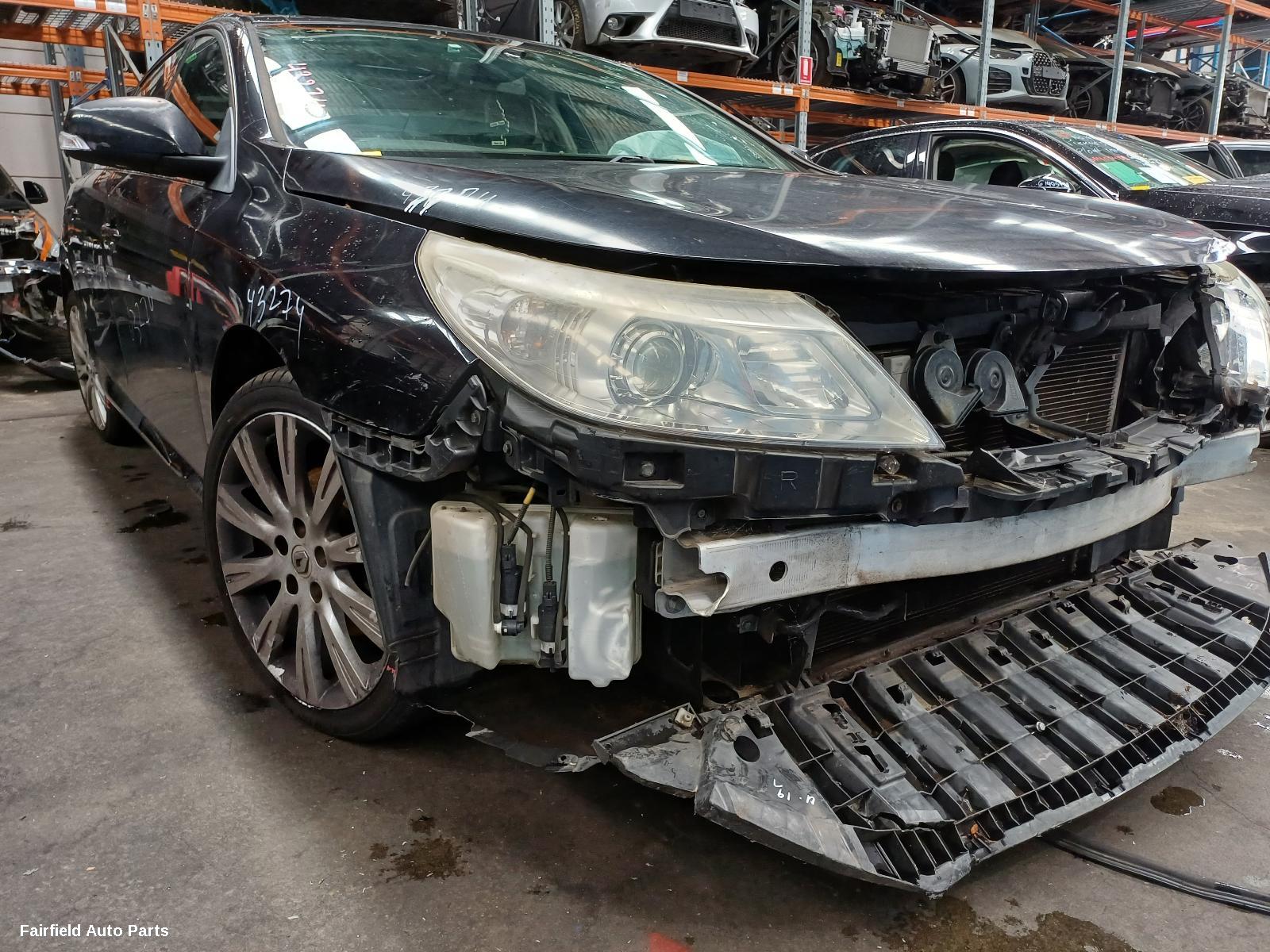 2011 Renault Latitude Left Door Mirror