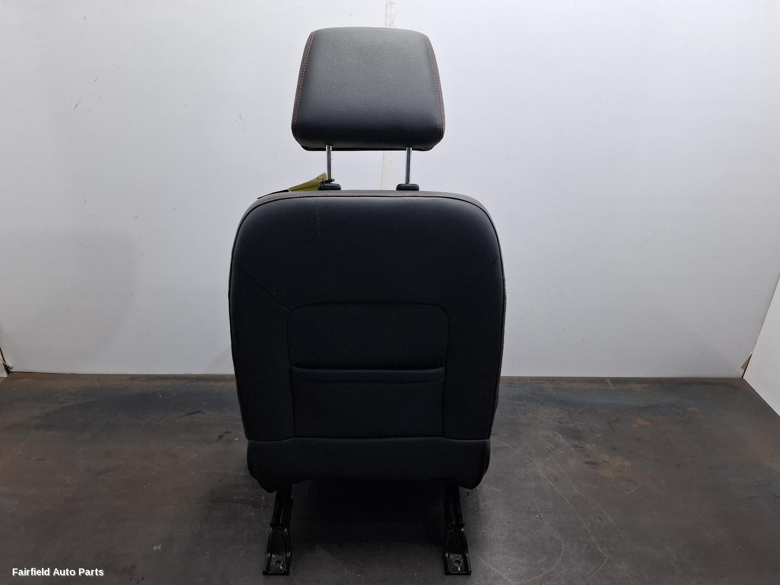 2017-2025 Ldv T60 Front Seat
