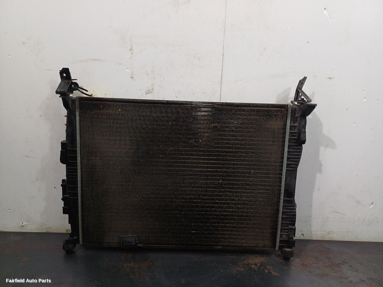 2007-2014 Nissan Dualis Radiator