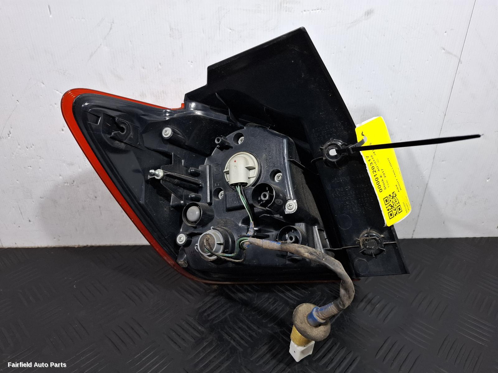 2010-2019 Mitsubishi Asx Right Taillight