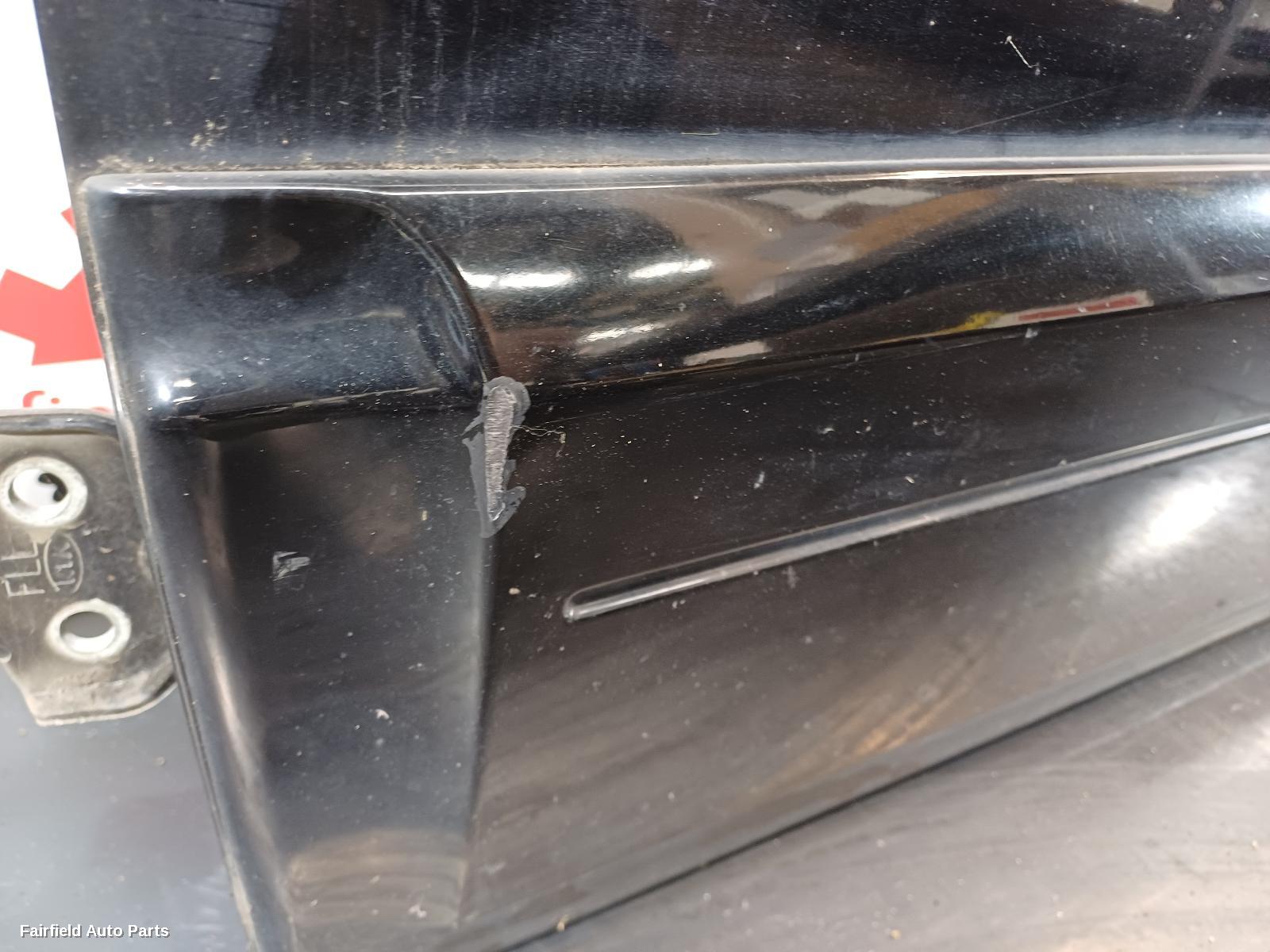 2003-2009 Kia Sorento Left Front Door