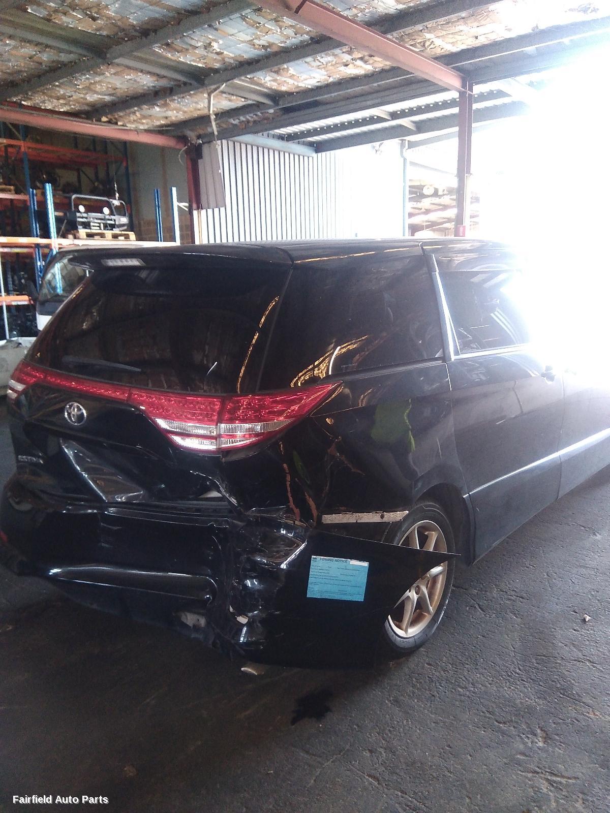 2006 Toyota Estima Right Guard