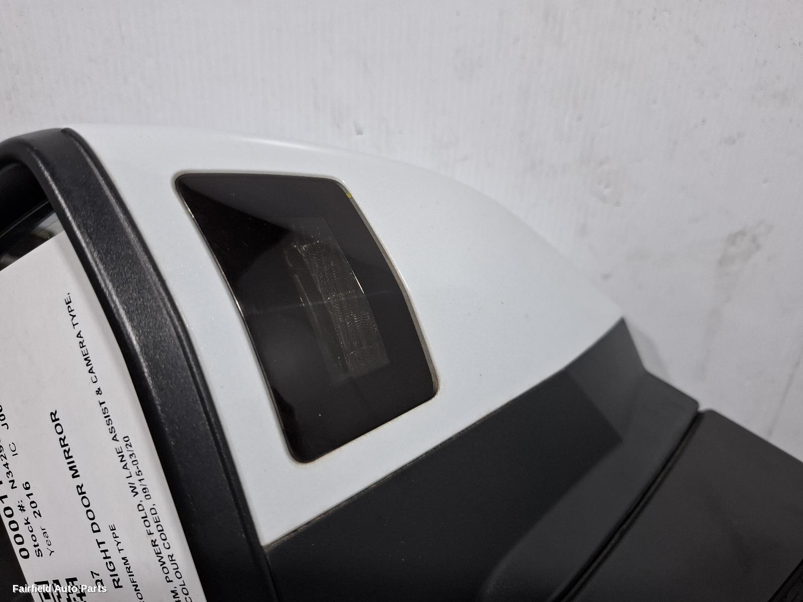 2015-2020 Audi Q7 Right Door Mirror