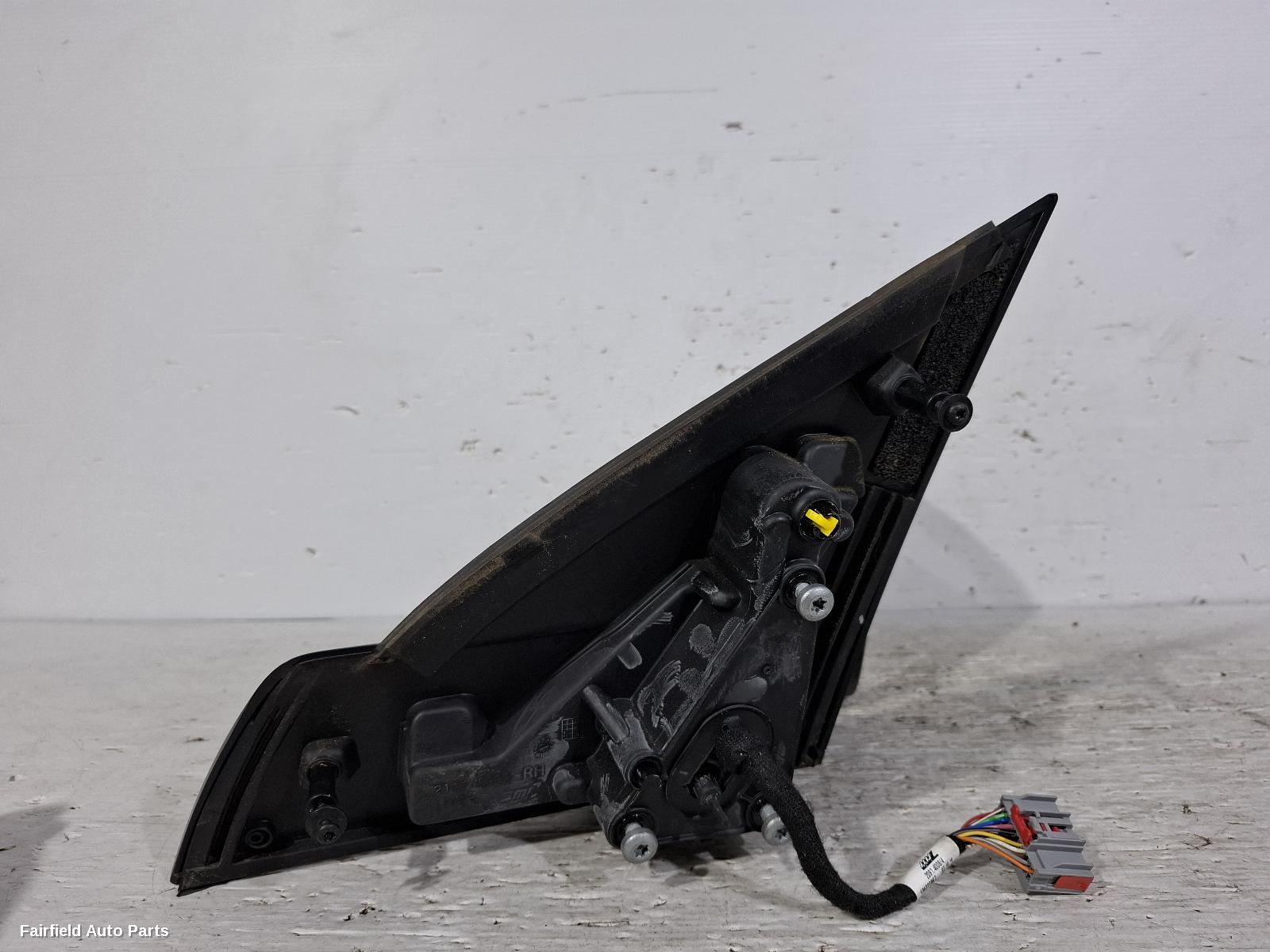 2015-2019 Land Rover Discovery Sport Right Door Mirror
