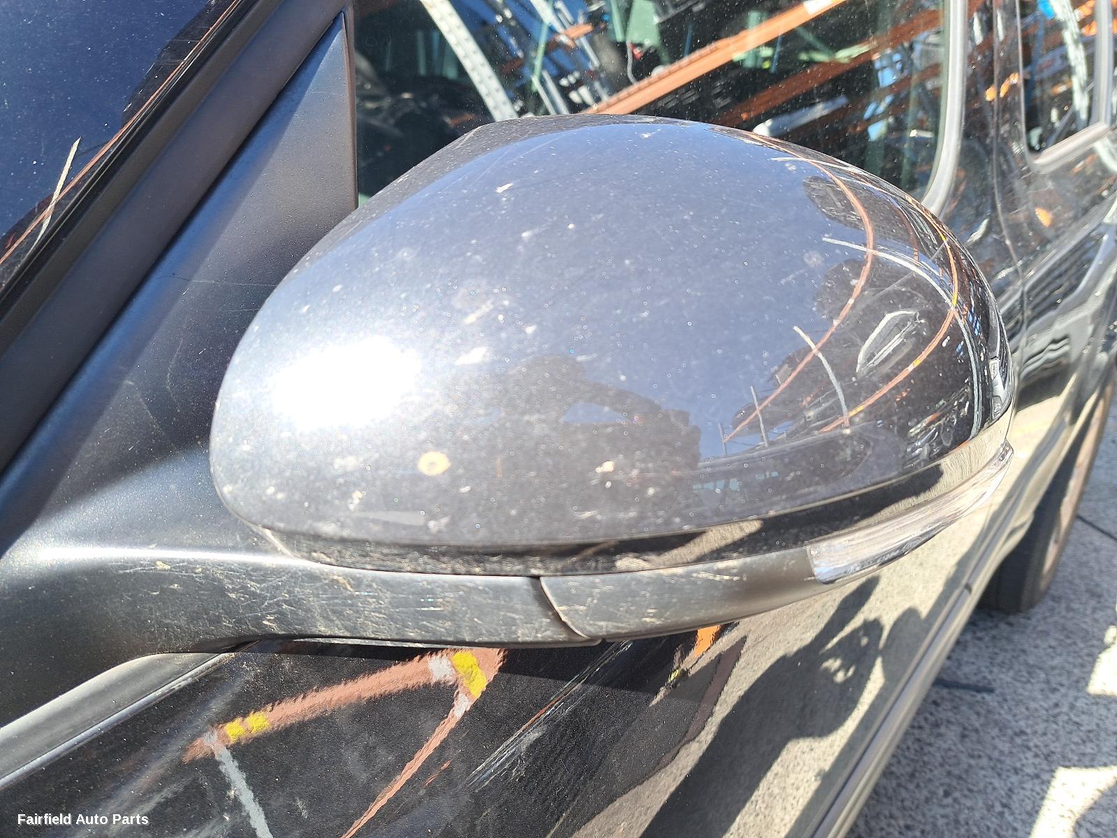 2013 Skoda Yeti Right Door Mirror