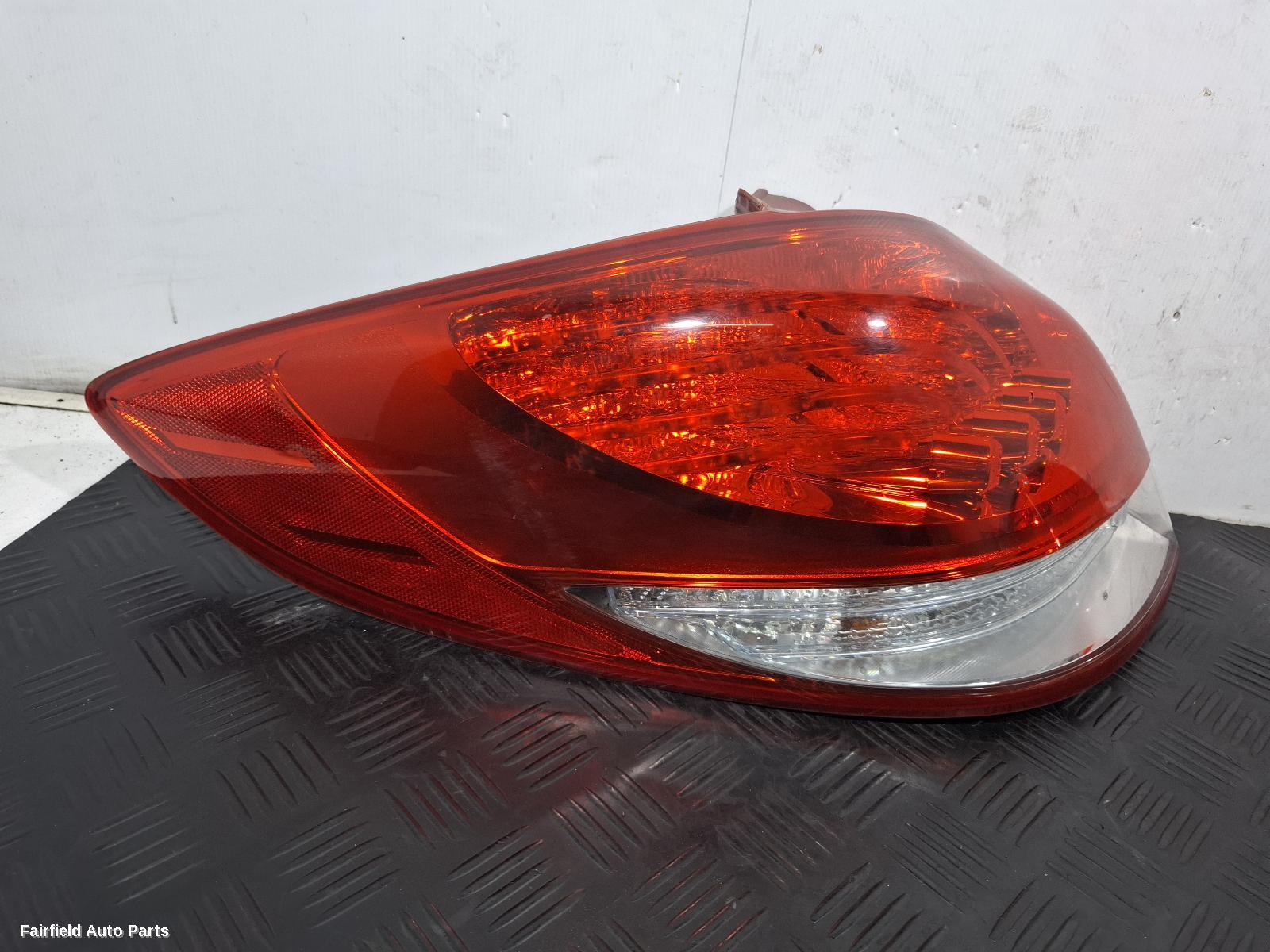 2011-2018 Hyundai Veloster Left Taillight